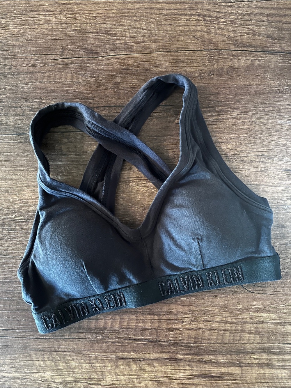 Calvin Klein Black Cross-Back Sports Bralette size Small